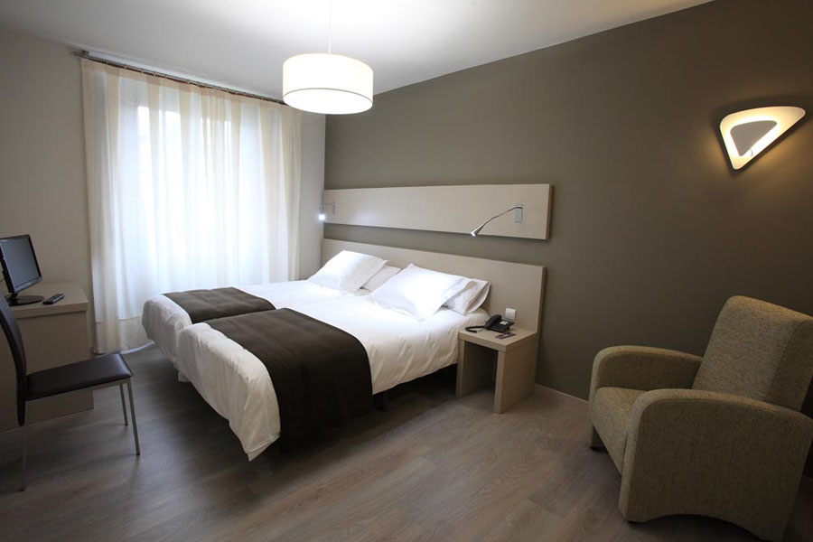 Interior de habitación en el Hotel Los Guardeses
