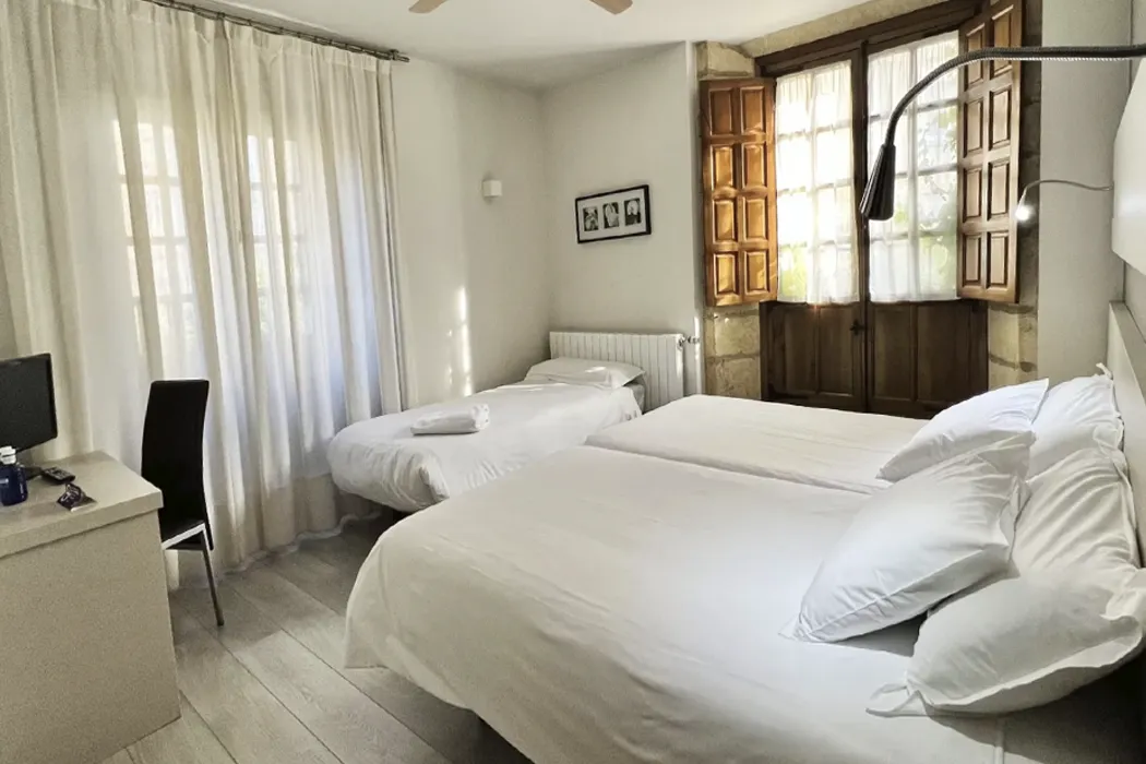Hotel familiar buen precio cerca de Cabárceno